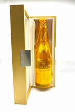 Load image into Gallery viewer, Louis Roederer Cristal Brut 2016 750ML Gift Pack