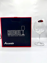 Load image into Gallery viewer, Riedel Pinot Noir Glasses Set of 4
