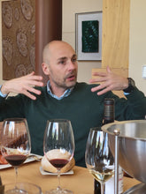 Load image into Gallery viewer, Rafael, winemaker at Dominio de Tares, Bierzo.
